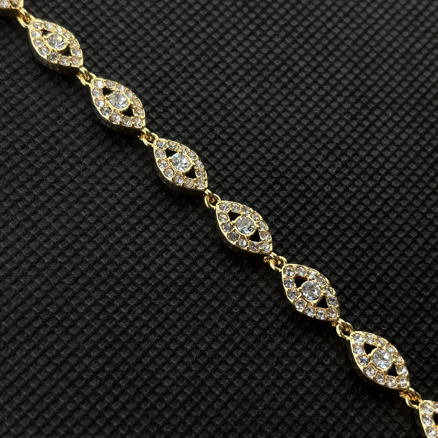 Angel Eyes Bracelet (Gold)