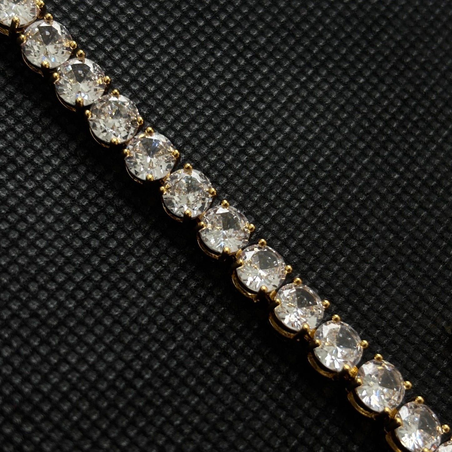 Tennis Crystal Bracelet (Gold)