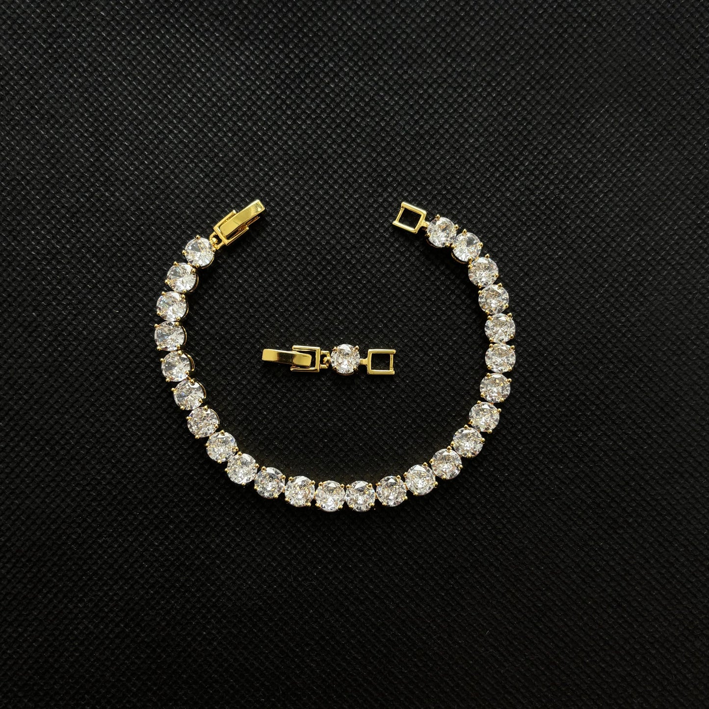 Tennis Crystal Bracelet (Gold)