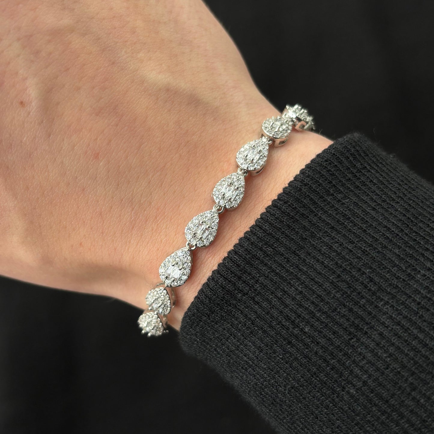 Mini Raindrop Bracelet (Silver)