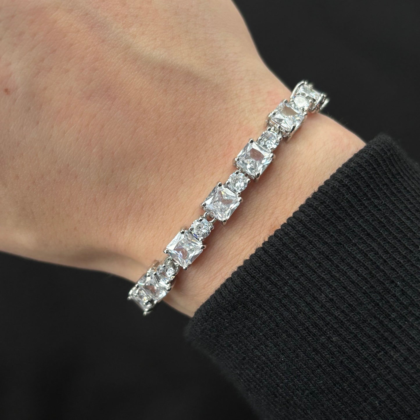 Square Crystal Bracelet (Silver)