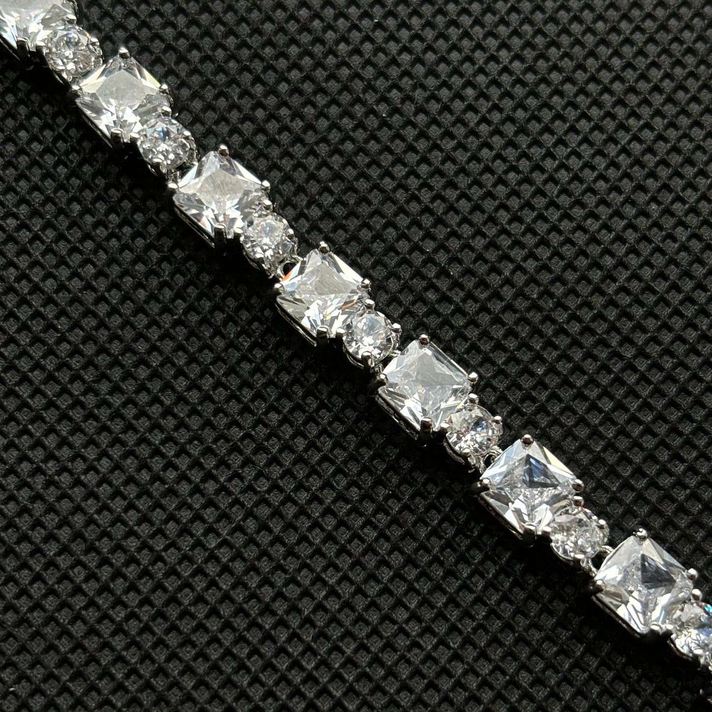 Square Crystal Bracelet (Silver)